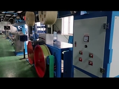 Machine d'équipement de câble à fibres optiques corrigeant avant la livraison