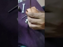 Comment remplacer le tube de chauffage de la tête de moule de l'extrudeuse?