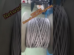 Machine de formage de câbles réseau