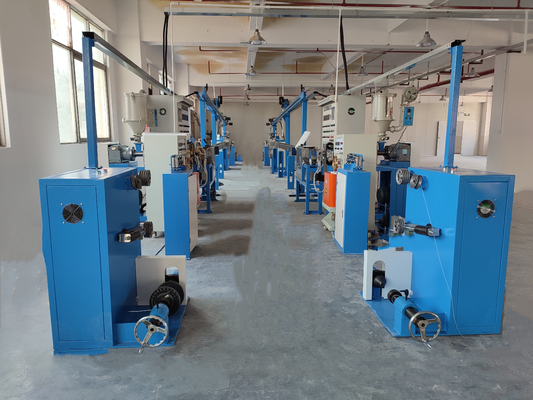 Ligne à hautes températures d'extrusion de fil et de câble avec FEP matériel FPA ETFE