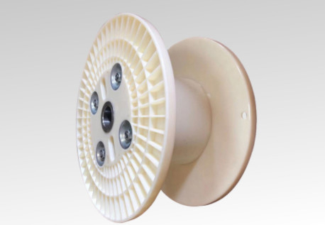 Machine en plastique composée de fil de câble de Bobbin Spool Reel For Electric de l'enroulement PN300