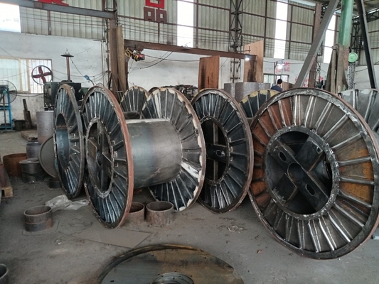 L'enrouleur de câbles en acier industriel a ridé Bobbin For Stranding Machine
