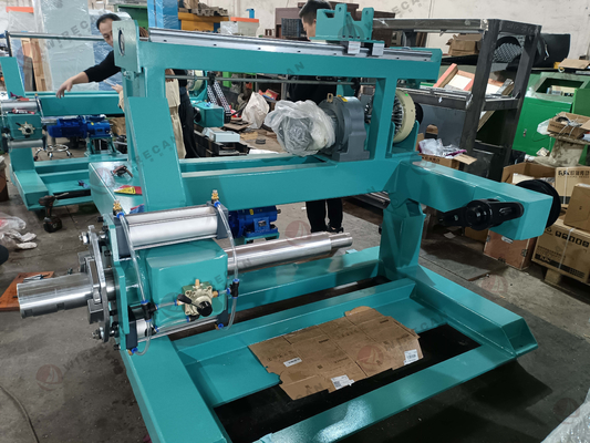 Machine de bobinage de câbles réseau bobine efficace en forme de 8 avec anneaux anti-enroulement