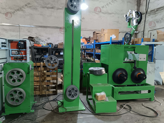 Machine de bobinage de câbles réseau bobine efficace en forme de 8 avec anneaux anti-enroulement