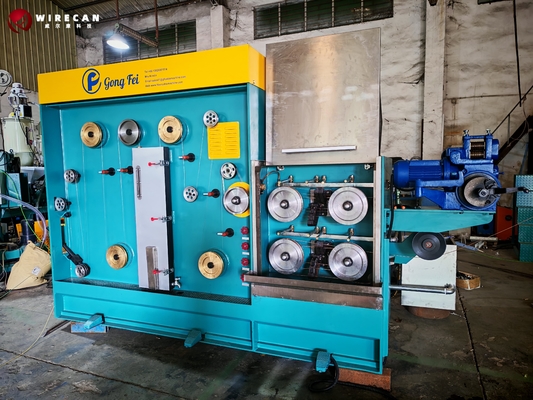 Ligne d'extrusion de câble LAN haute vitesse.
