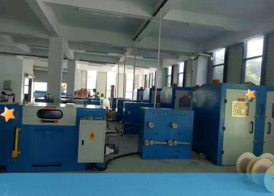 Machine de torsion de paires de fil de noyau du réseau Cat5/6, 50Hz double Bobbin Back Twist Machine