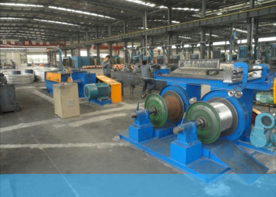 la machine argentée de tréfilage de 75kw 13die avec double automatique prennent