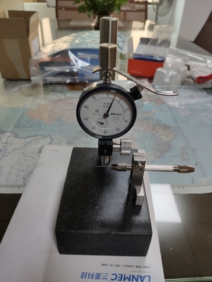 Machine d'essai de câble de mesure d'épaisseur d'isolation de fil UL2556 UL62